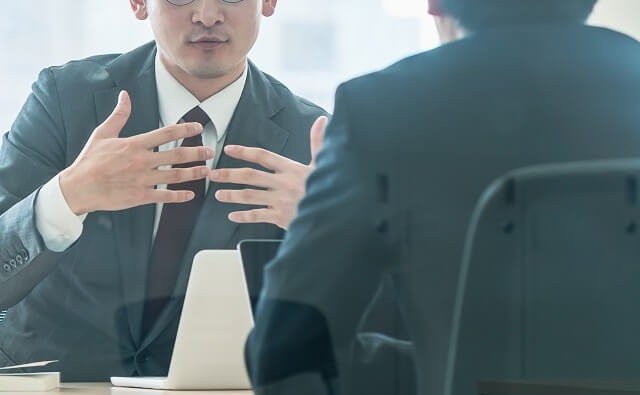 インタビューコンテンツで実際に働いているスタッフの声をチェック！